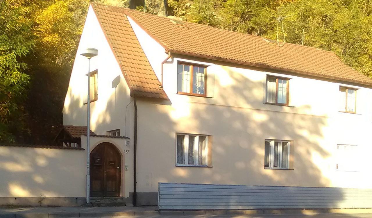 Penzion Marjánka Hluboka nad Vltavou Bagian luar foto
